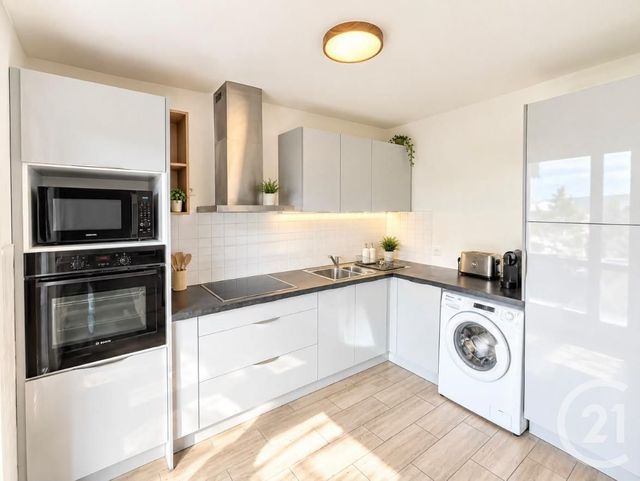 Appartement F2 &agrave; louer - 2 pi&egrave;ces - 47,73 m2 - Gaillard - 74 - RHONE-ALPES