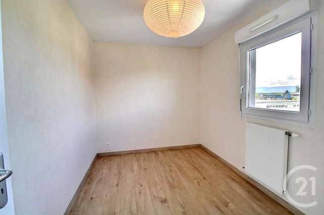 Appartement T4 &agrave; louer - 4 pi&egrave;ces - 78,48 m2 - Sciez - 74 - RHONE-ALPES