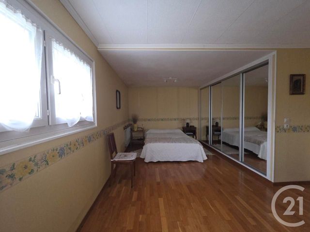 Maison à vendre - 4 pièces - 121 m2 - St Pierre Les Nemours - 77 - ILE-DE-FRANCE