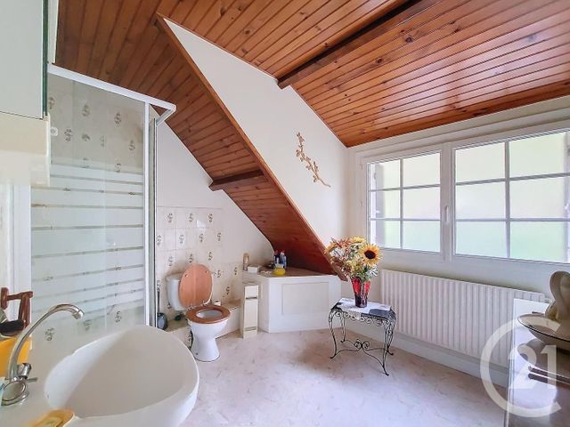 Maison à vendre - 5 pièces - 103 m2 - St Pierre Les Nemours - 77 - ILE-DE-FRANCE