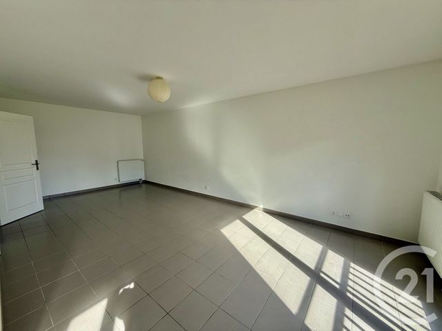 Appartement F2 &agrave; louer - 2 pi&egrave;ces - 55,05 m2 - Nemours - 77 - ILE-DE-FRANCE