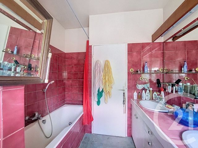 Maison à vendre - 5 pièces - 140,08 m2 - Nemours - 77 - ILE-DE-FRANCE