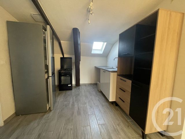 Appartement F2 &agrave; louer - 2 pi&egrave;ces - 33,67 m2 - Souppes Sur Loing - 77 - ILE-DE-FRANCE