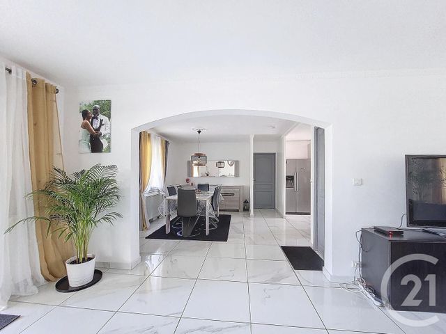 Maison à vendre - 7 pièces - 132 m2 - Dordives - 45 - CENTRE