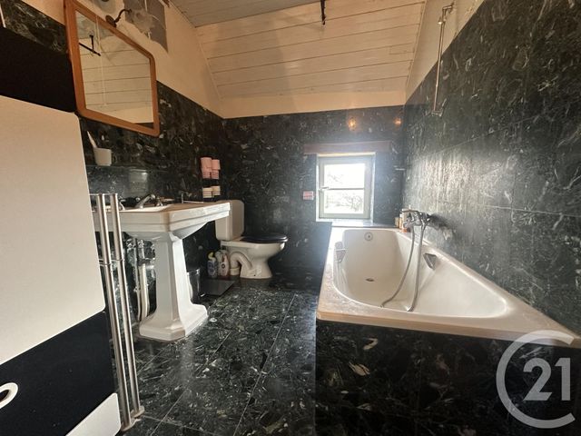 Maison à vendre - 8 pièces - 215,40 m2 - Nemours - 77 - ILE-DE-FRANCE