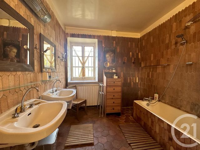 Maison à vendre - 8 pièces - 215,40 m2 - Nemours - 77 - ILE-DE-FRANCE