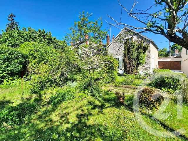 Maison &agrave; vendre - 5 pi&egrave;ces - 110 m2 - St Pierre Les Nemours - 77 - ILE-DE-FRANCE