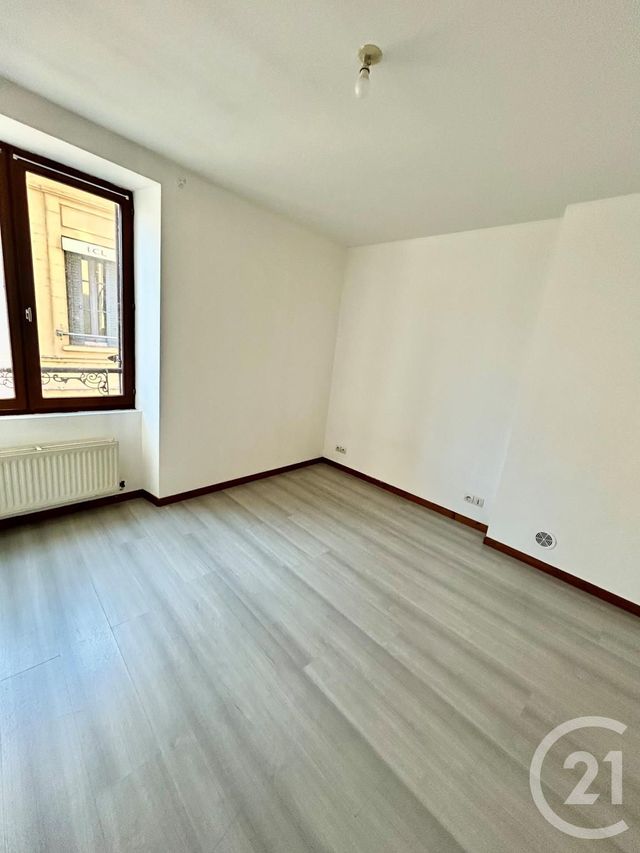 Appartement F2 à louer - 2 pièces - 46,40 m2 - Nemours - 77 - ILE-DE-FRANCE