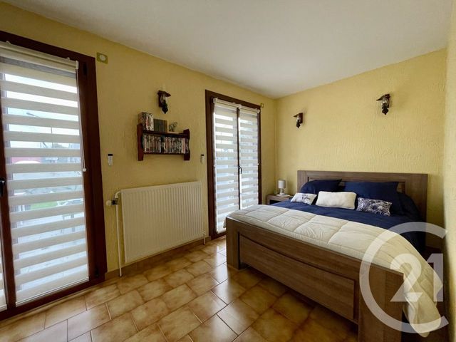 Maison à vendre - 6 pièces - 120 m2 - St Pierre Les Nemours - 77 - ILE-DE-FRANCE