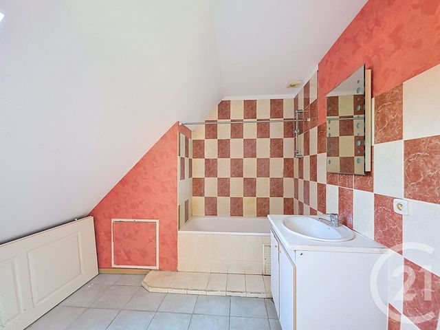 Maison à vendre - 4 pièces - 102 m2 - Nemours - 77 - ILE-DE-FRANCE