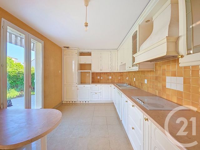 Maison à vendre - 4 pièces - 102 m2 - Nemours - 77 - ILE-DE-FRANCE