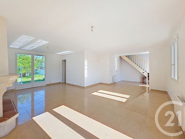 Maison à vendre - 4 pièces - 102 m2 - Nemours - 77 - ILE-DE-FRANCE