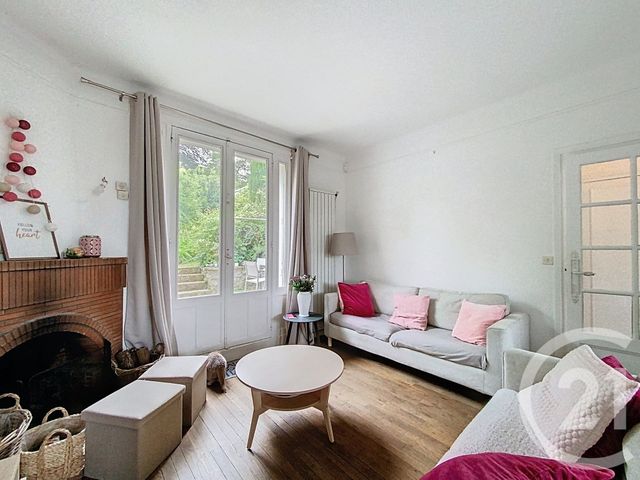 Maison &agrave; vendre - 5 pi&egrave;ces - 118 m2 - St Pierre Les Nemours - 77 - ILE-DE-FRANCE