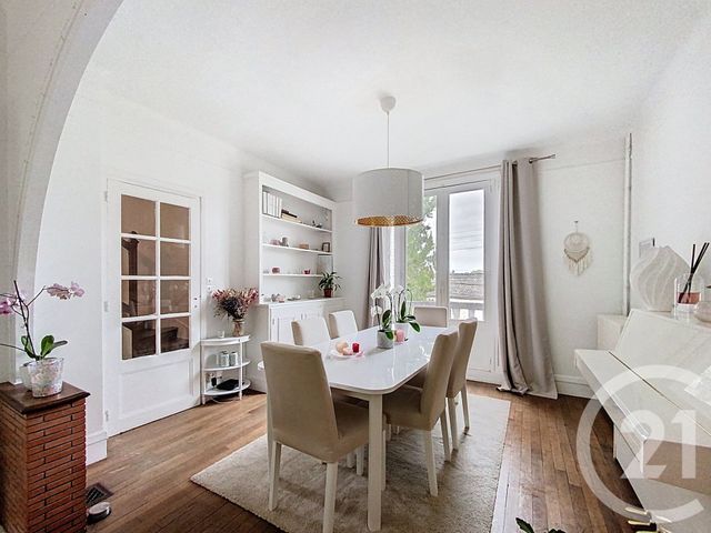 Maison &agrave; vendre - 5 pi&egrave;ces - 118 m2 - St Pierre Les Nemours - 77 - ILE-DE-FRANCE