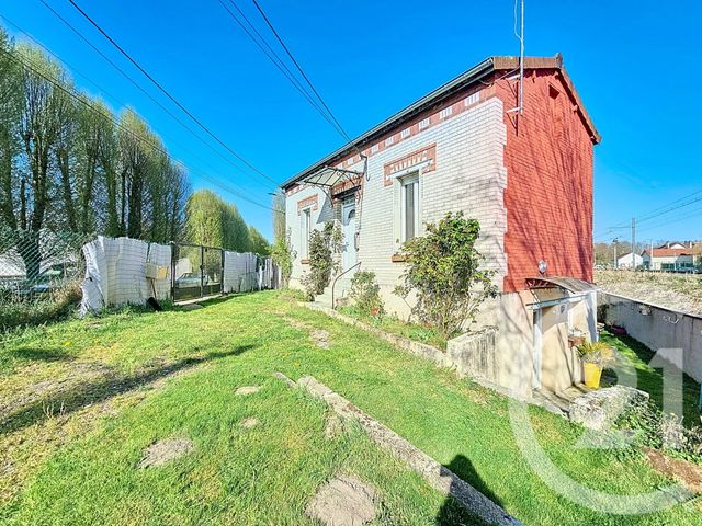 Maison à vendre - 3 pièces - 56 m2 - Nemours - 77 - ILE-DE-FRANCE