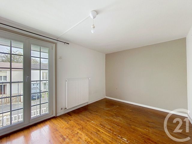 Maison &agrave; vendre - 6 pi&egrave;ces - 109 m2 - St Pierre Les Nemours - 77 - ILE-DE-FRANCE