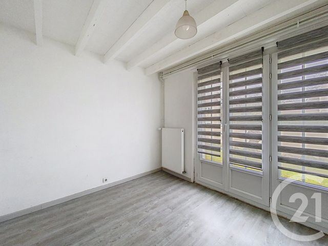 Maison &agrave; vendre - 6 pi&egrave;ces - 109 m2 - St Pierre Les Nemours - 77 - ILE-DE-FRANCE