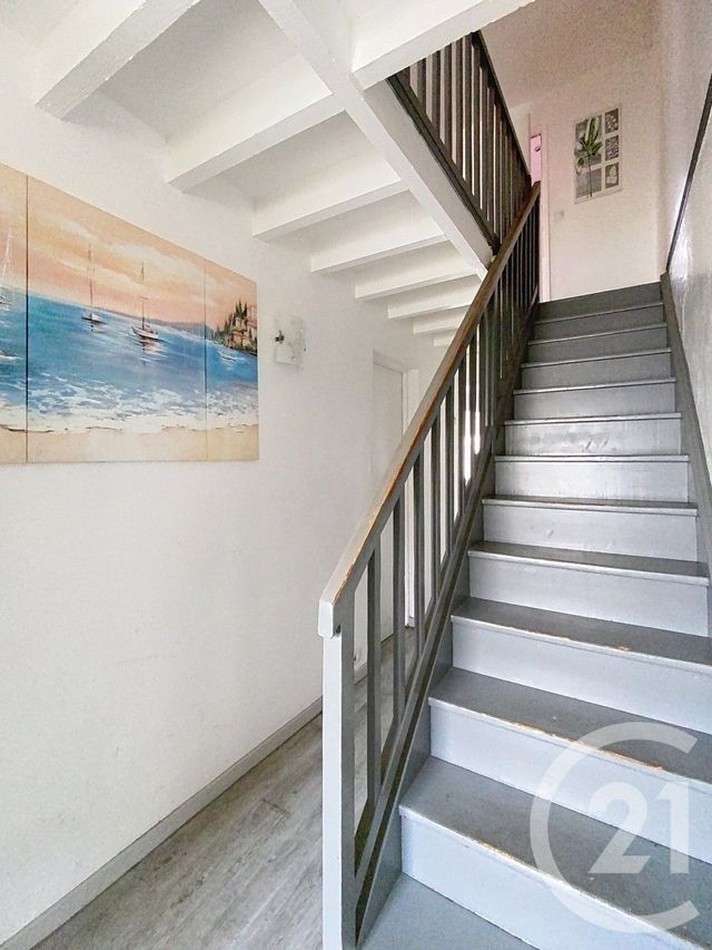 Maison &agrave; vendre - 6 pi&egrave;ces - 109 m2 - St Pierre Les Nemours - 77 - ILE-DE-FRANCE