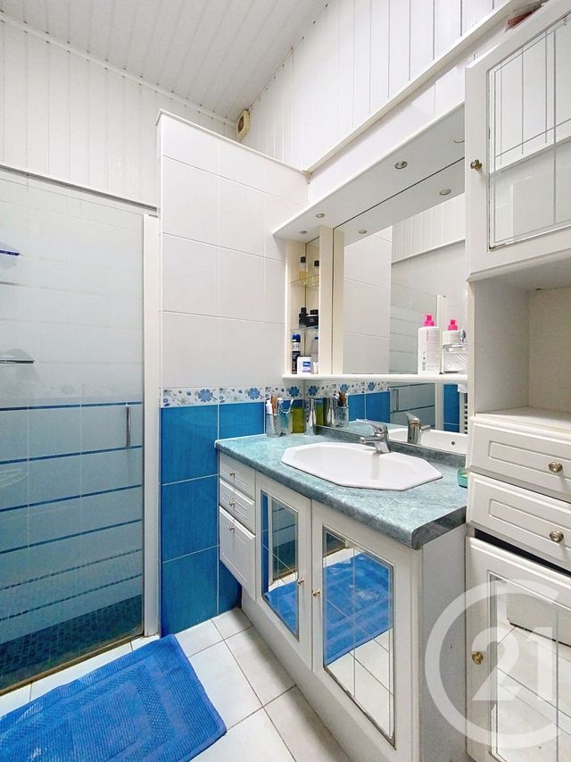 Maison &agrave; vendre - 6 pi&egrave;ces - 109 m2 - St Pierre Les Nemours - 77 - ILE-DE-FRANCE