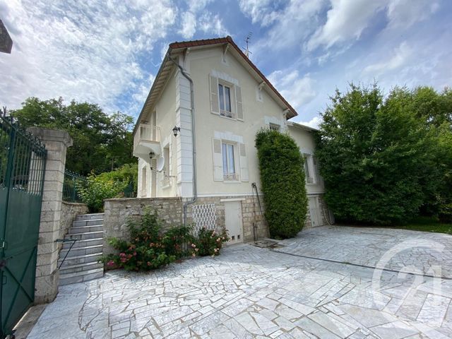 Maison à vendre - 7 pièces - 148 m2 - St Pierre Les Nemours - 77 - ILE-DE-FRANCE