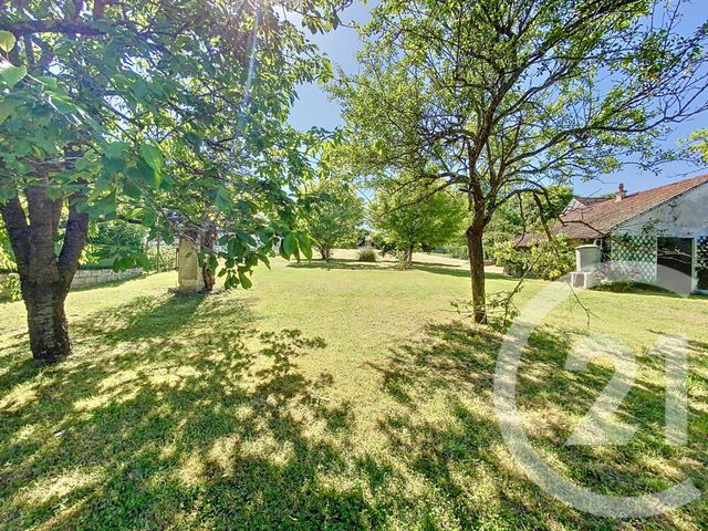 Terrain à vendre - 2500 m2 - St Pierre Les Nemours - 77 - ILE-DE-FRANCE