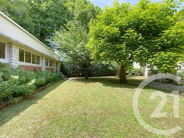 Maison à vendre - 9 pièces - 201 m2 - Nemours - 77 - ILE-DE-FRANCE