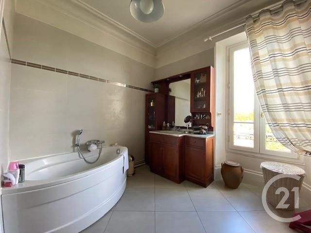 Maison à vendre - 9 pièces - 190 m2 - St Pierre Les Nemours - 77 - ILE-DE-FRANCE