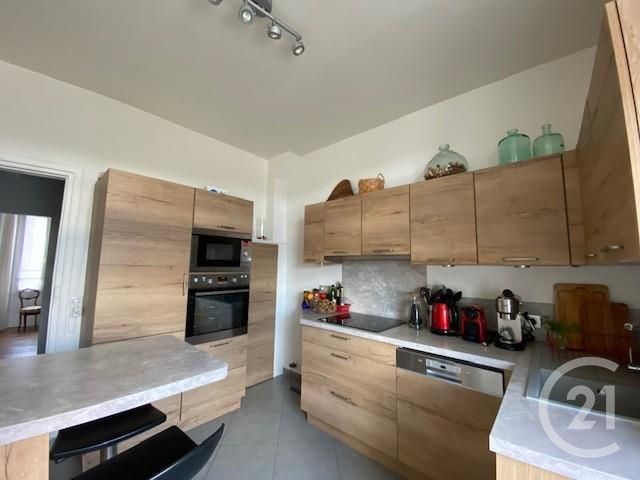 Maison à vendre - 9 pièces - 190 m2 - St Pierre Les Nemours - 77 - ILE-DE-FRANCE