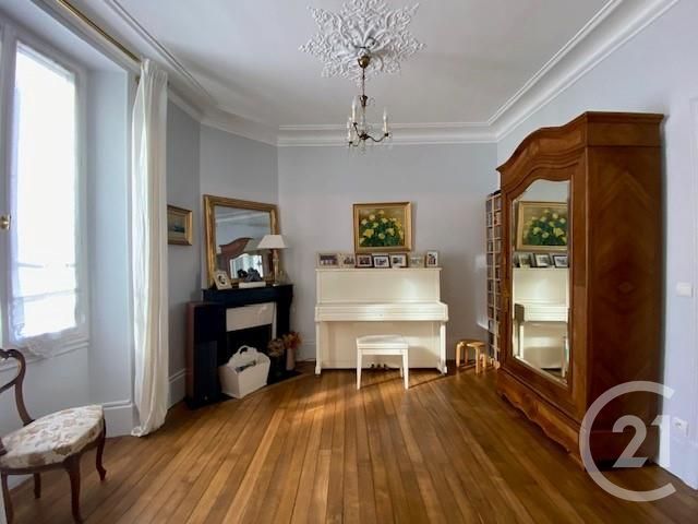 Maison à vendre - 9 pièces - 190 m2 - St Pierre Les Nemours - 77 - ILE-DE-FRANCE