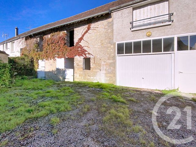 Maison à vendre - 5 pièces - 125,91 m2 - St Pierre Les Nemours - 77 - ILE-DE-FRANCE