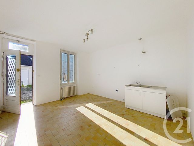 Maison à vendre - 5 pièces - 125,91 m2 - St Pierre Les Nemours - 77 - ILE-DE-FRANCE