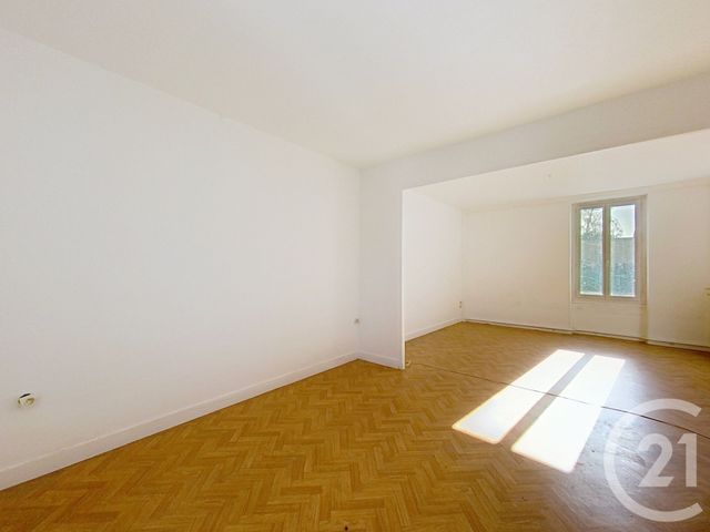 Maison à vendre - 5 pièces - 125,91 m2 - St Pierre Les Nemours - 77 - ILE-DE-FRANCE