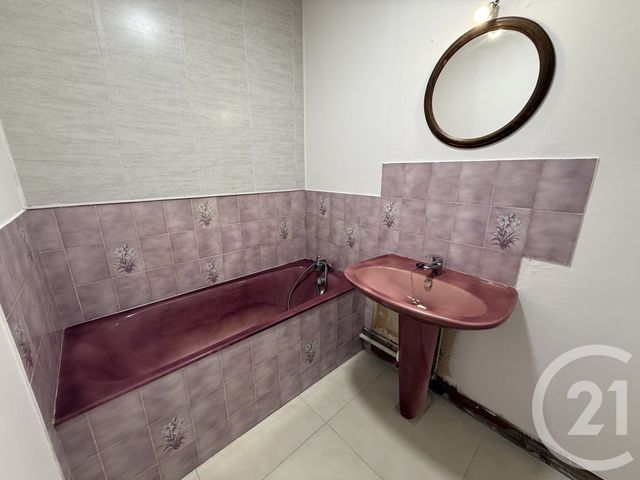 Maison à louer - 4 pièces - 90 m2 - Grez Sur Loing - 77 - ILE-DE-FRANCE