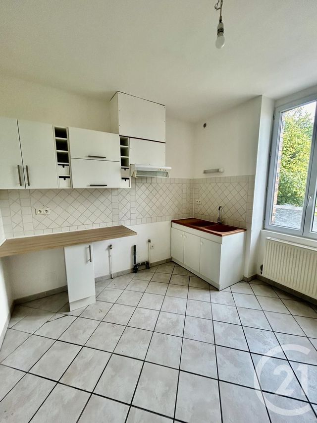 Maison à louer - 4 pièces - 91,70 m2 - Chateau Landon - 77 - ILE-DE-FRANCE