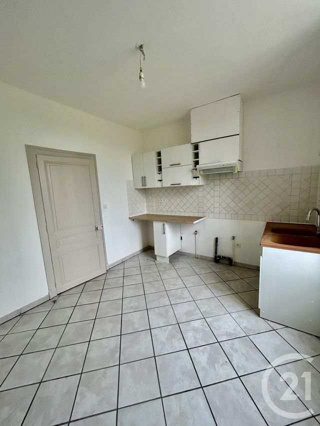 Maison à louer - 4 pièces - 91,70 m2 - Chateau Landon - 77 - ILE-DE-FRANCE