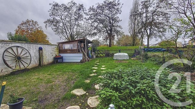 Maison à vendre - 4 pièces - 99,75 m2 - St Pierre Les Nemours - 77 - ILE-DE-FRANCE