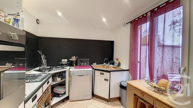 Maison à vendre - 4 pièces - 99,75 m2 - St Pierre Les Nemours - 77 - ILE-DE-FRANCE