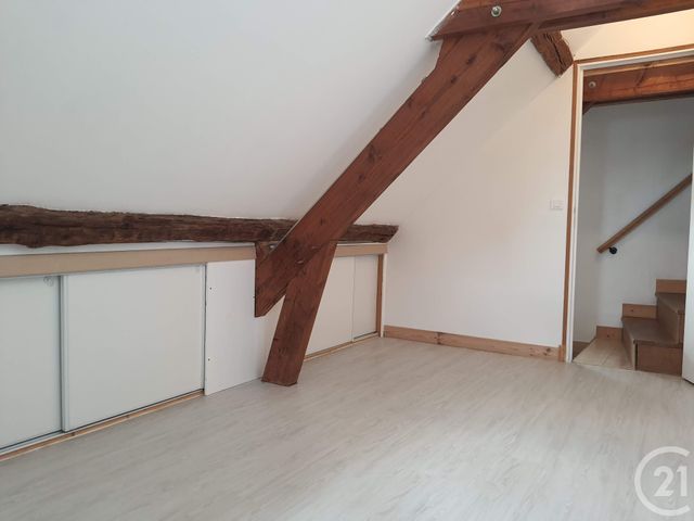 Appartement F3 &agrave; louer - 3 pi&egrave;ces - 76,74 m2 - Egreville - 77 - ILE-DE-FRANCE