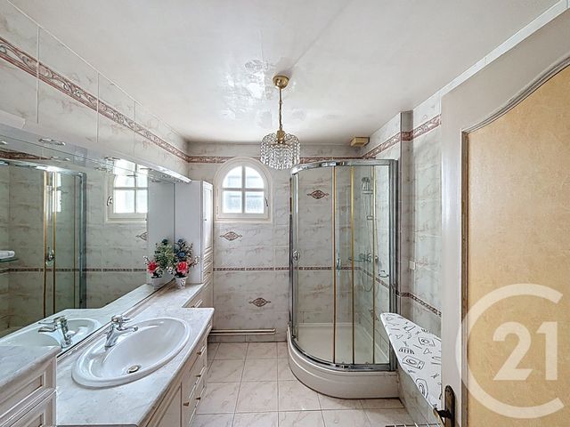 Maison à vendre - 5 pièces - 126 m2 - Ormesson - 77 - ILE-DE-FRANCE