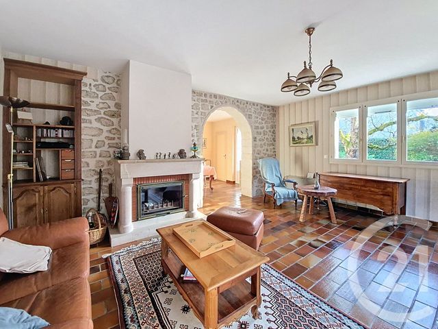 Maison &agrave; vendre - 7 pi&egrave;ces - 187 m2 - St Pierre Les Nemours - 77 - ILE-DE-FRANCE