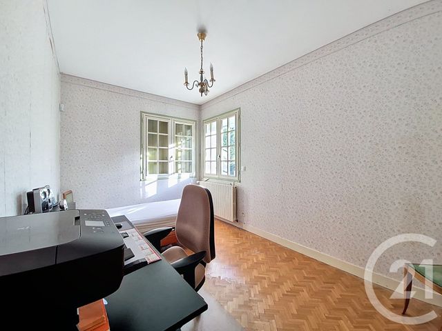 Maison &agrave; vendre - 7 pi&egrave;ces - 187 m2 - St Pierre Les Nemours - 77 - ILE-DE-FRANCE