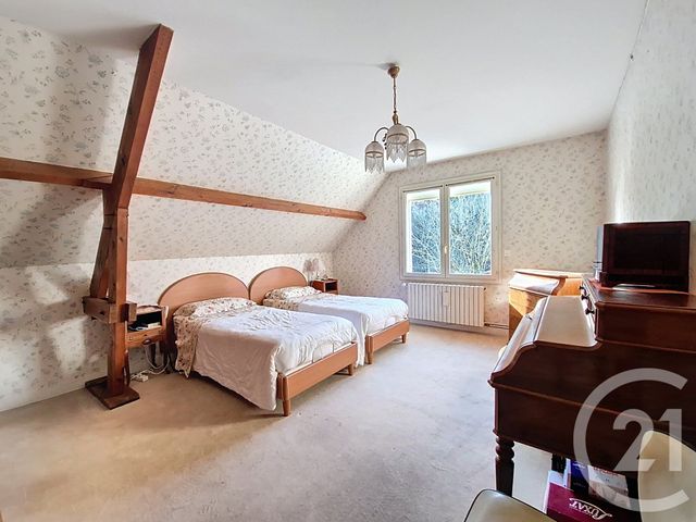 Maison &agrave; vendre - 7 pi&egrave;ces - 187 m2 - St Pierre Les Nemours - 77 - ILE-DE-FRANCE