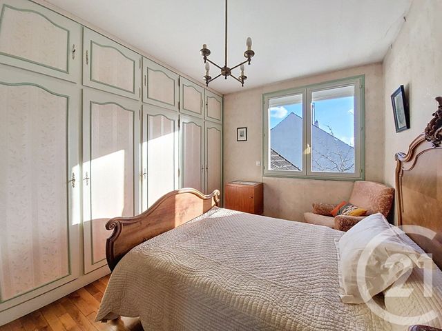 Maison &agrave; vendre - 7 pi&egrave;ces - 187 m2 - St Pierre Les Nemours - 77 - ILE-DE-FRANCE