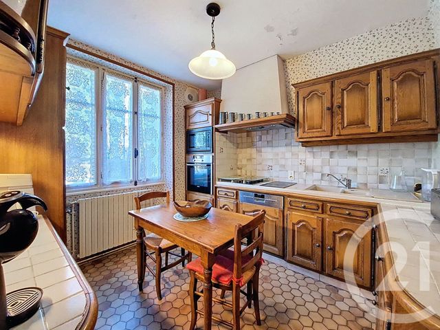 Maison &agrave; vendre - 7 pi&egrave;ces - 187 m2 - St Pierre Les Nemours - 77 - ILE-DE-FRANCE