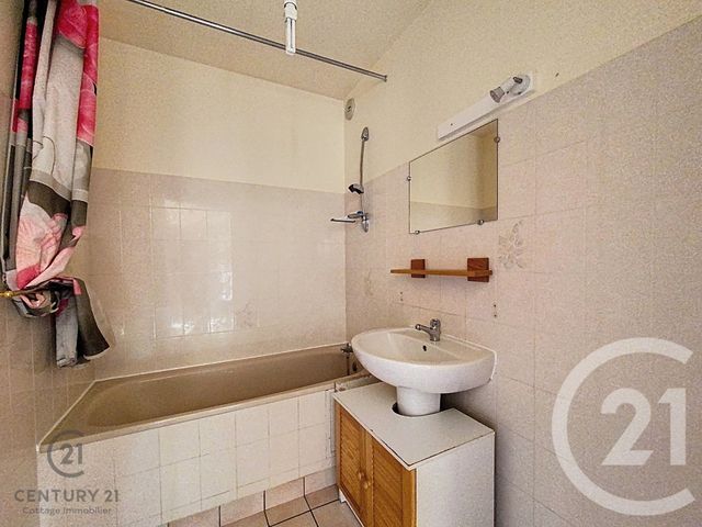 Appartement F2 &agrave; vendre - 2 pi&egrave;ces - 47 m2 - St Pierre Les Nemours - 77 - ILE-DE-FRANCE