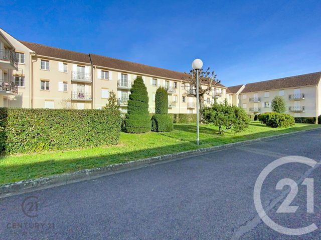 Appartement F2 &agrave; vendre - 2 pi&egrave;ces - 47 m2 - St Pierre Les Nemours - 77 - ILE-DE-FRANCE