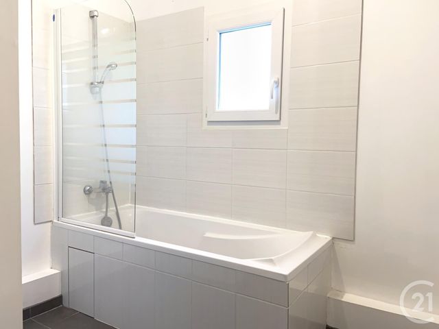 Appartement F3 à louer - 3 pièces - 61,08 m2 - Nemours - 77 - ILE-DE-FRANCE