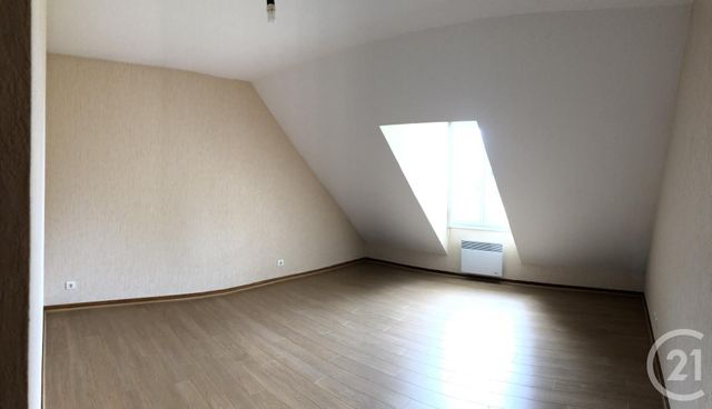 Maison &agrave; louer - 5 pi&egrave;ces - 128,35 m2 - Souppes Sur Loing - 77 - ILE-DE-FRANCE