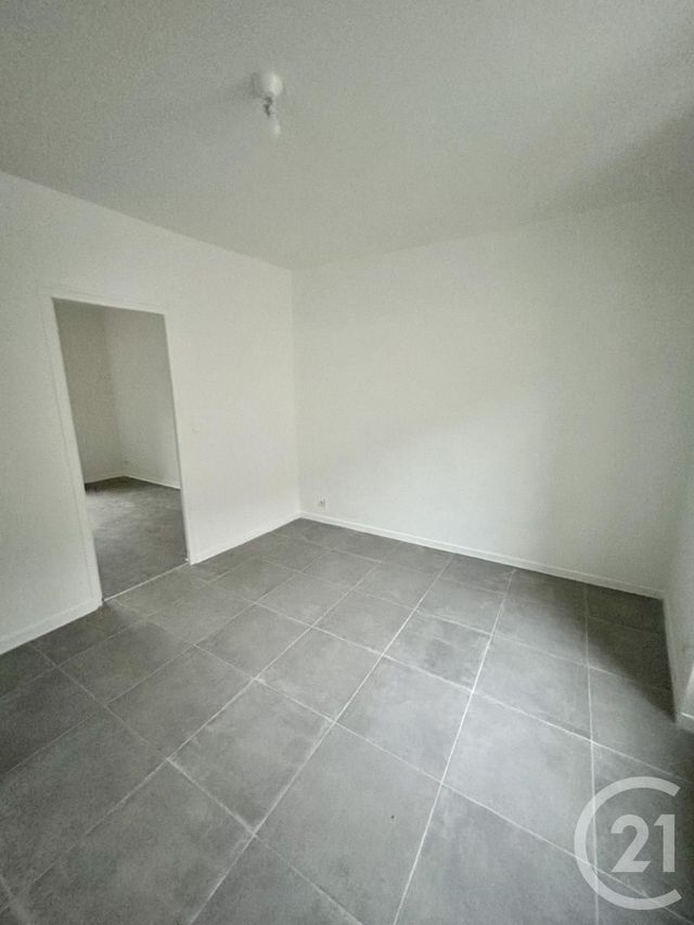 Appartement F3 à louer - 3 pièces - 55,15 m2 - Chateau Landon - 77 - ILE-DE-FRANCE