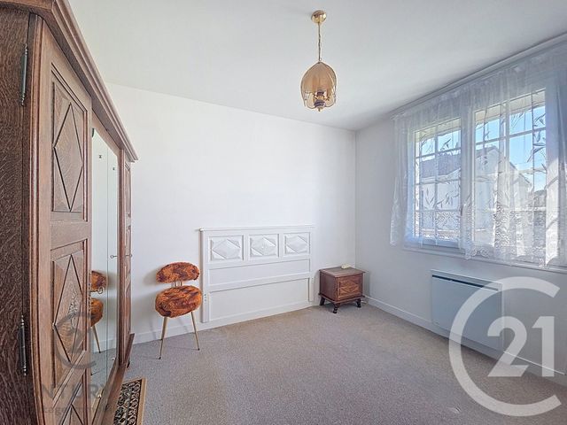 Maison &agrave; vendre - 3 pi&egrave;ces - 72,90 m2 - St Pierre Les Nemours - 77 - ILE-DE-FRANCE